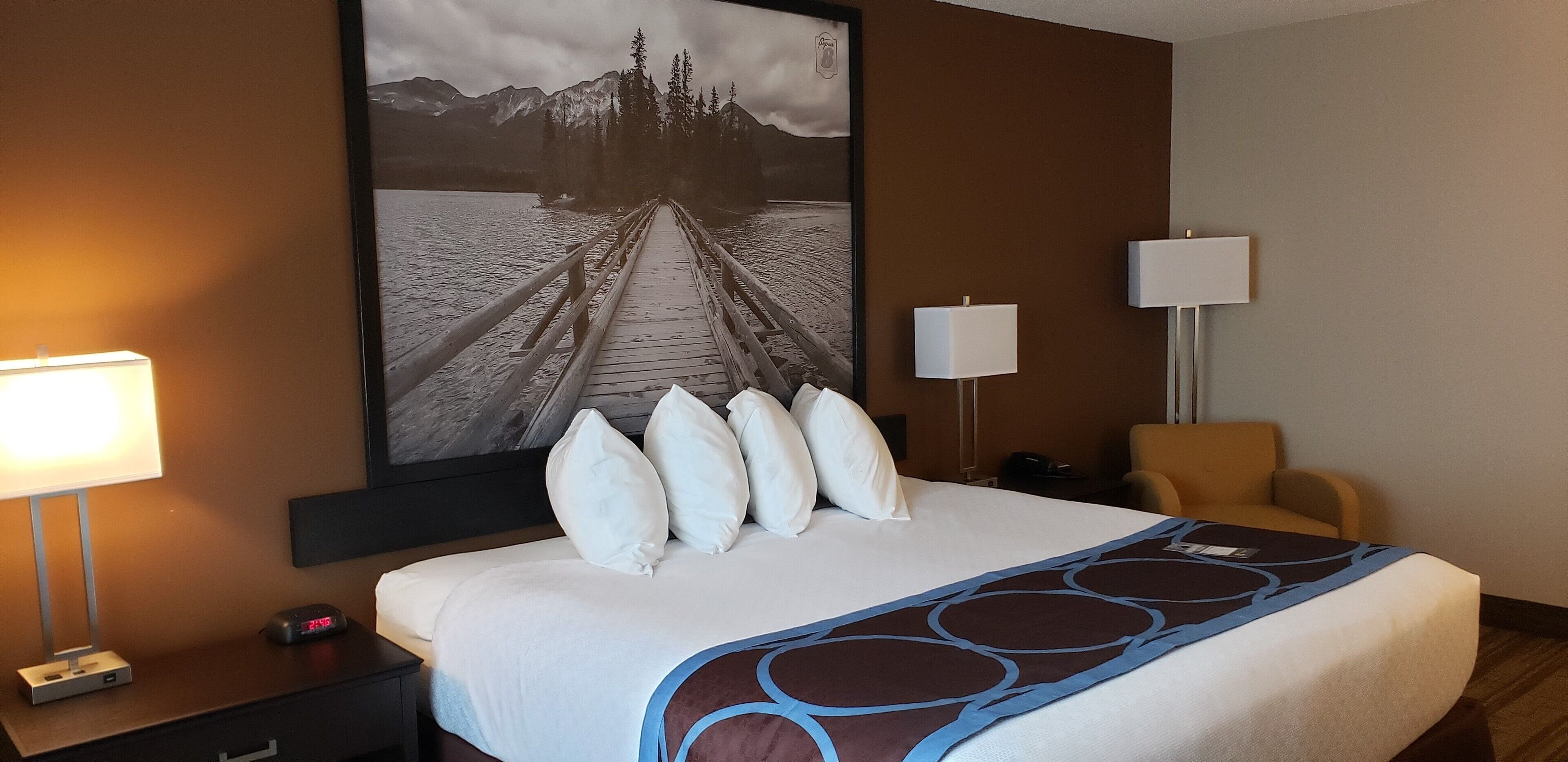 Zimmer, 1 King-Bett, Nichtraucher | Schreibtisch, Verdunkelungsvorhänge, Bügeleisen/Bügelbrett