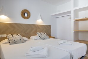 1 bedroom, in-room safe, iron/ironing board, free WiFi - Villa LA CABALLA 1ª Línea Playa (Denia)