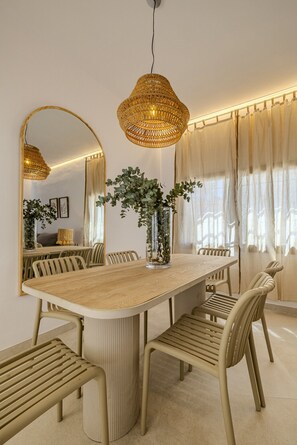 Dining - Villa LA PALERA 1ª Línea Playa (Denia)