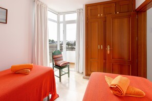 2 Schlafzimmer, Bügeleisen/Bügelbrett, kostenloses WLAN, Bettwäsche