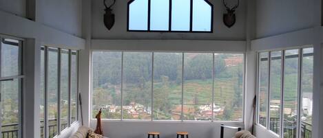 Kawasan tempat duduk lobi