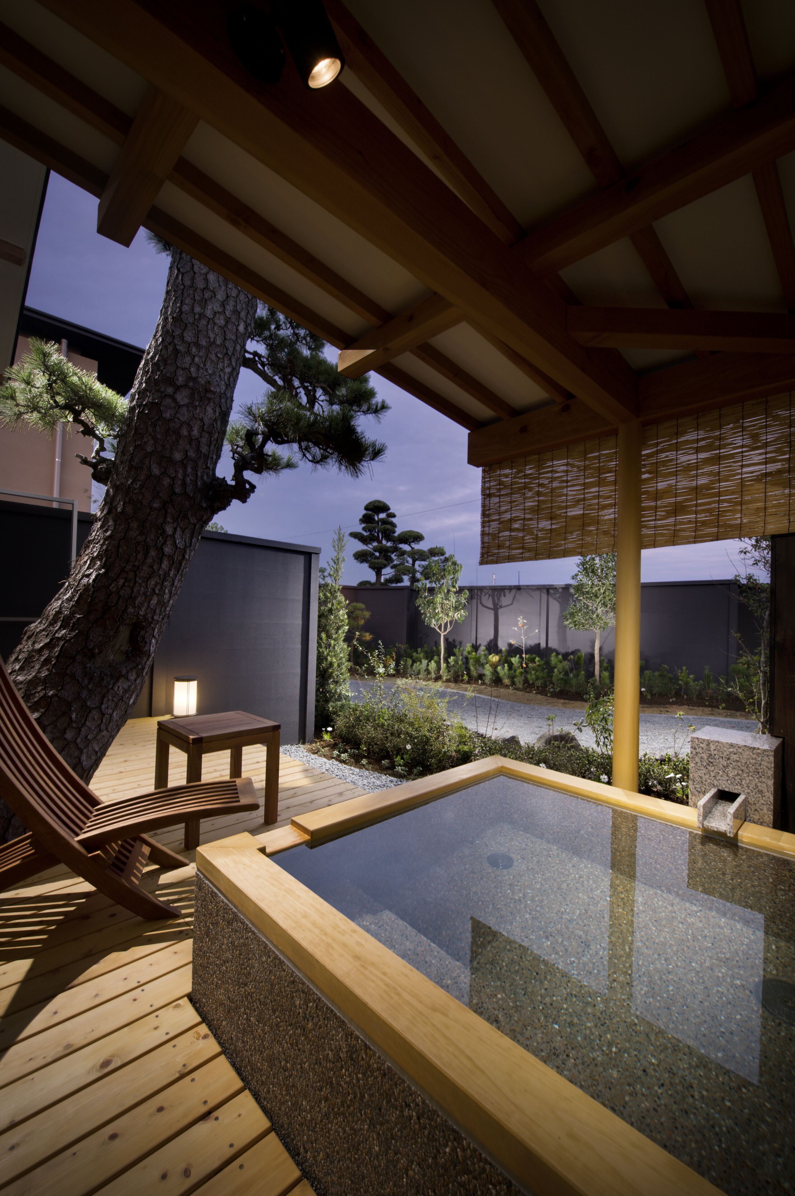 客房, 花園景 (Japanese Western Style, for 3 Guests) | 浴室 | 獨立浴缸及淋浴設備、泉水浴、免費梳洗用品、風筒