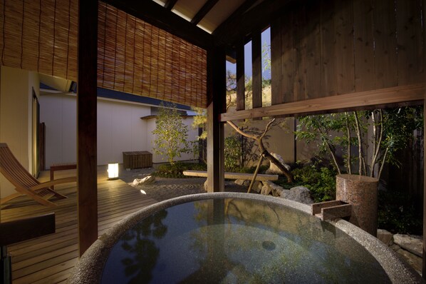 Zimmer, Gartenblick (Japanese Western Style, for 4 Guests) | Ausblick vom Zimmer