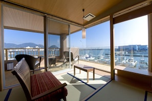 Japanese Western Style Room for 5 Guests with Semi-open-air Bath (Type C & D) | Premium bedding, in-room safe, desk, free WiFi - Migiwaya (Yaizu)