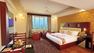 1 bedroom, desk, laptop workspace, cribs/infant beds