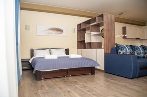 Luxury Apartment | In-room safe, soundproofing, free WiFi, bed sheets - Prestige Apartments (Dnipro)