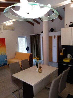 Televisión de pantalla plana