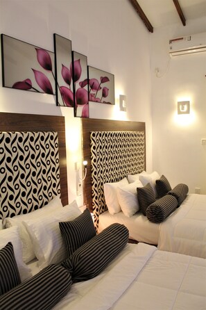 Quarto casal luxo, várias camas, para fumantes, vista para a montanha | Roupas de cama premium, individualmente decorados