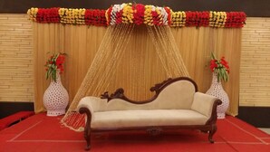 Banquet hall - Hotel Arya Palace (Bhubaneshwar)