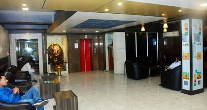 Hotel Arya Palace