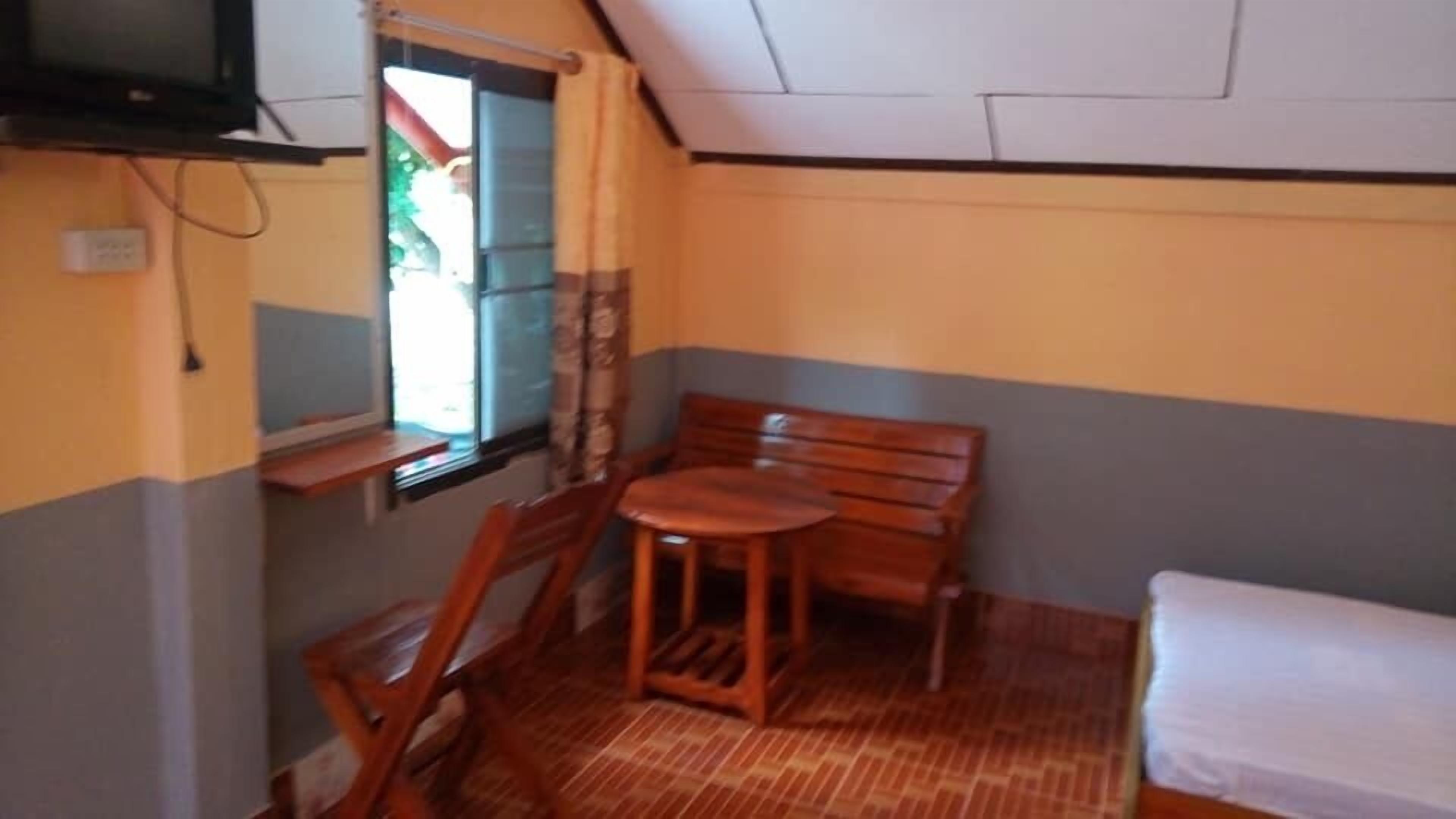 Truy cập Internet không dây miễn phí, bộ trải giường 