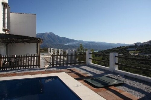 Casas de Cantoblanco 2, private pool, for 6 people