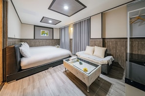 Deluxe Quadruple Room, 2 Double Beds, Non Smoking, City View | Premium bedding, blackout drapes, soundproofing, free WiFi - Hotel B (Jeju City)