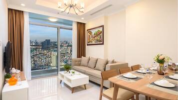 Luxury Apartment, 2 Bedrooms | Individually decorated, individually furnished, desk, blackout drapes