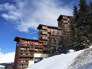 Esterni