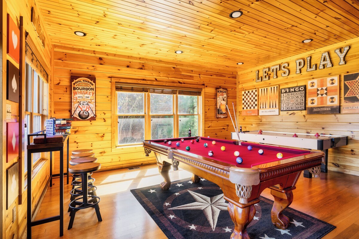 Photo 84 of Spectacular Mountain View, Hot Tub, Game Room, Close to Downtown Gatlinburg