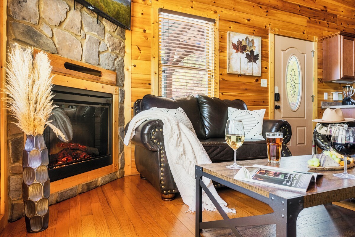 Photo 61 of Spectacular Mountain View, Hot Tub, Game Room, Close to Downtown Gatlinburg