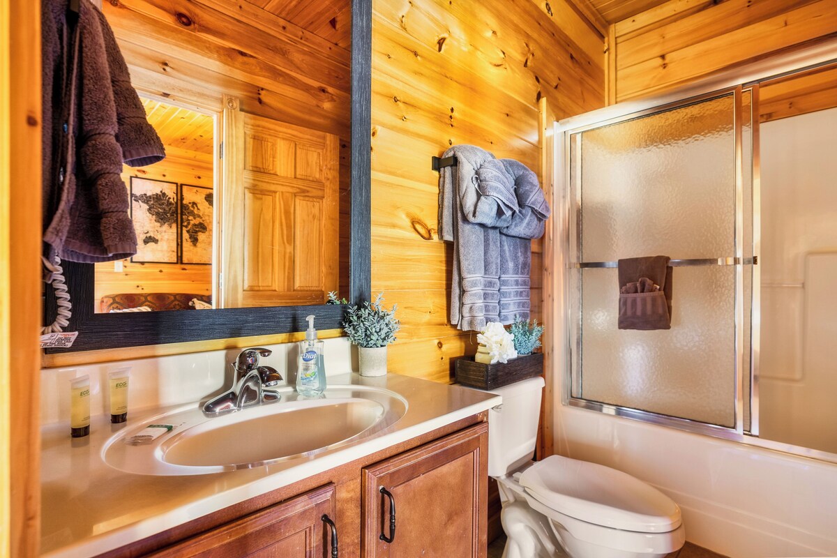 Photo 95 of Spectacular Mountain View, Hot Tub, Game Room, Close to Downtown Gatlinburg