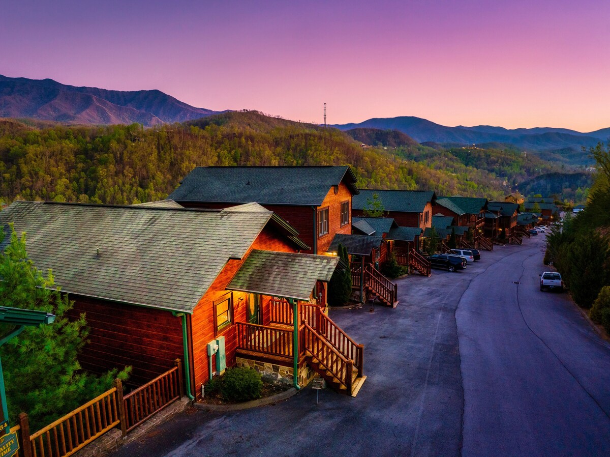 Photo 101 of Spectacular Mountain View, Hot Tub, Game Room, Close to Downtown Gatlinburg