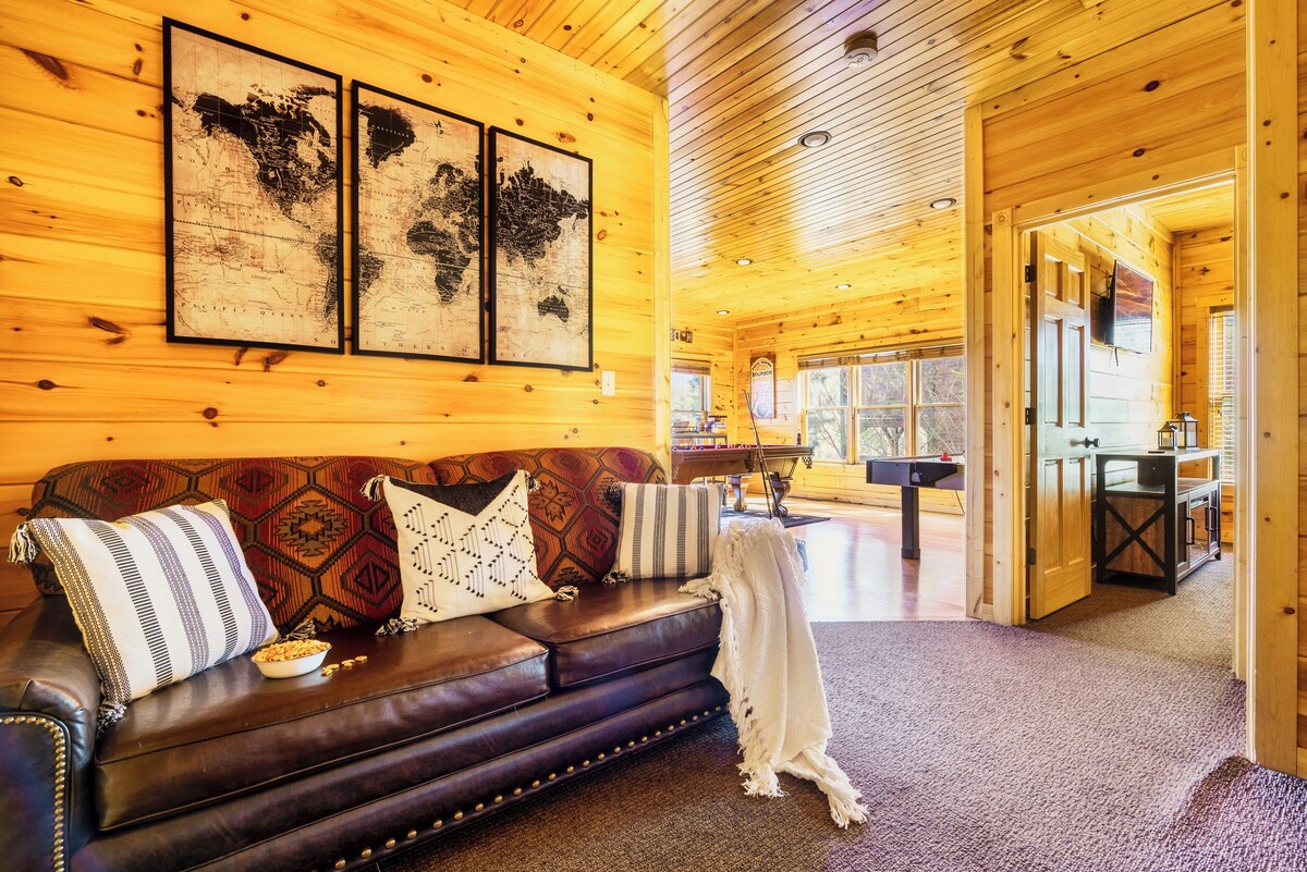 Photo 90 of Spectacular Mountain View, Hot Tub, Game Room, Close to Downtown Gatlinburg