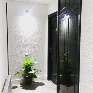 Pintu masuk interior