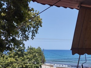 View from room - Eleni Kandilari Rooms (Agia)