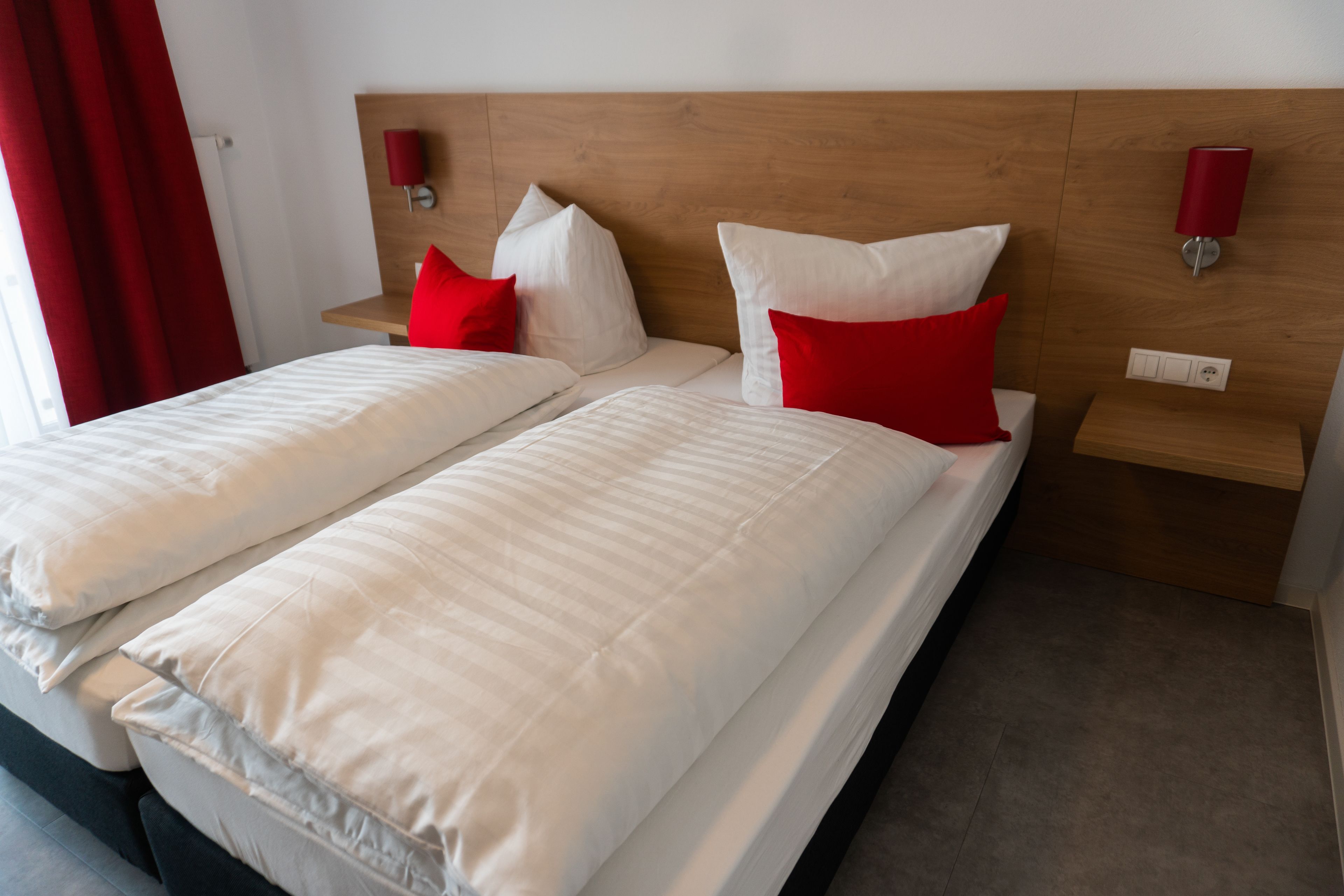 classic double room | in-room safe, desk, blackout curtains, soundproofing