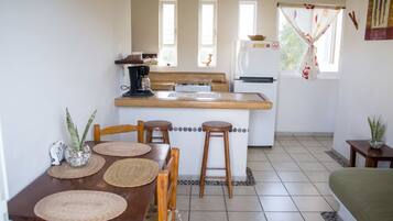 Villa Luna | In-room safe, individually decorated, individually furnished