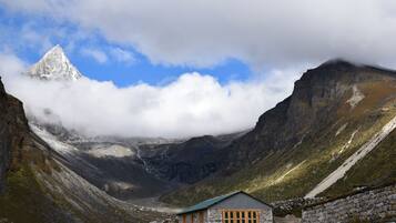 Mặt tiền nơi lưu trú