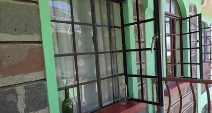 LA MAISON KENYAN- Home away from home. Gem of Africa.Home of East Africa. Karibu