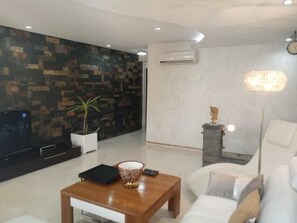 Appartement Deluxe, 2 chambres, vue ville | Vue sur la rue