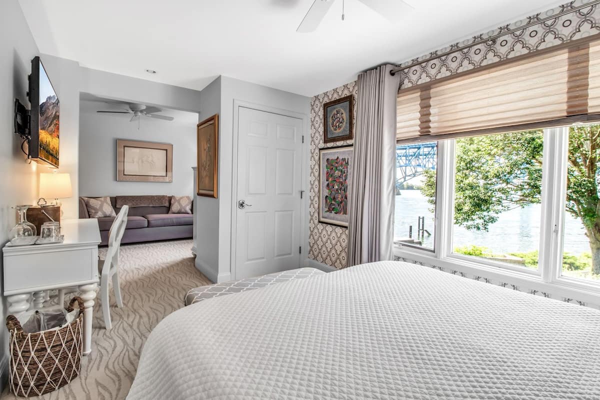 Exclusive-Suite, mit Bad, Flussblick