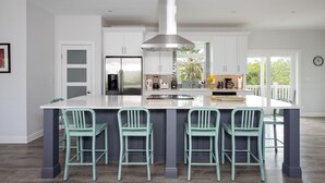 Unclassified image, 2 of 32, button - Newly Updated Beach House @ Famous French Leave Bch, Htd Pool, Paddle Boards (Governors Harbour)