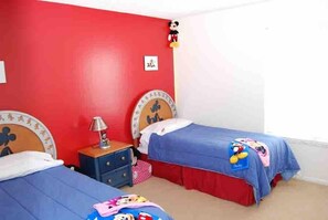 4 bedrooms, iron/ironing board, travel crib, free WiFi