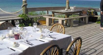 4-Acre Estate on Banks Rd, House & Guest cottage, Pool, Calm Protected Beach