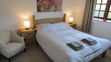 2 chambres, fer et planche Ă repasser, lit parapluie, Wi-Fi