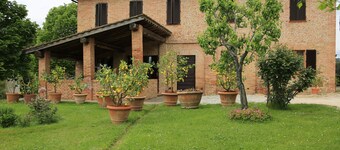 Lovely Tuscan Country House