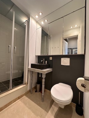Ducha, secador de pelo