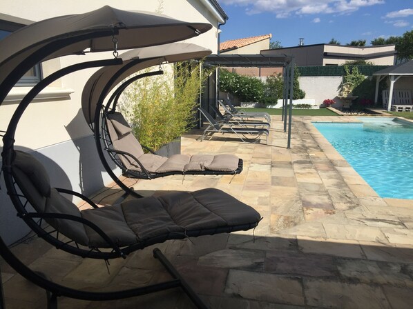 Piscine extérieure, piscine chauffée