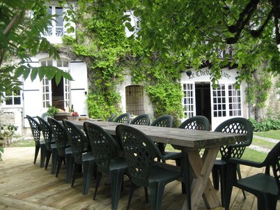 Family friendly, very comfortable house with private pool. Dordogne