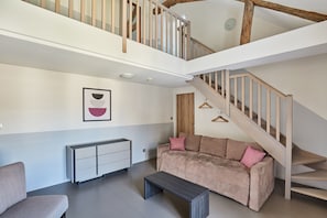 TV - Appartement 6p lumineux + confortable (Dijon)