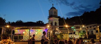 La casa dello scoiattolo, Milies