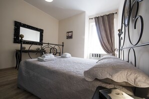 2 Schlafzimmer, Bügeleisen/Bügelbrett, Internetzugang, Bettwäsche