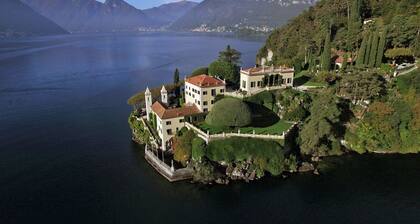 VILLA FAMILY COLICO WITH POOL