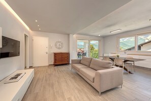 TV, DVD player, books