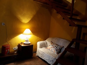 Televisión, chimenea