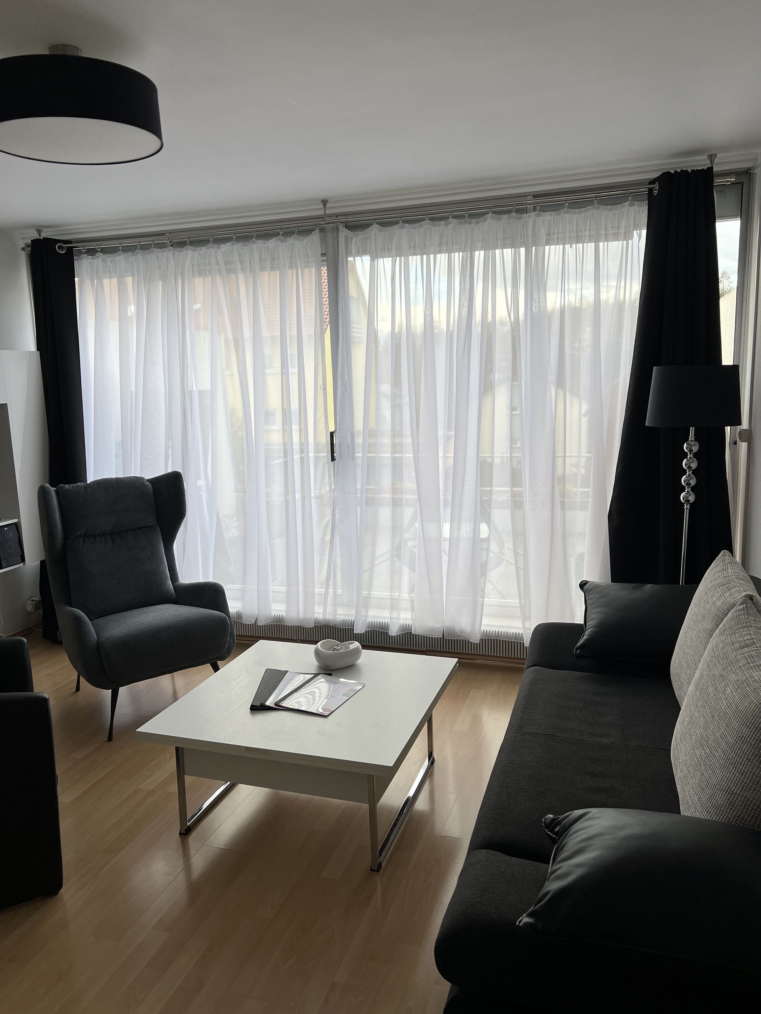 Télévision, chaîne hi-fi