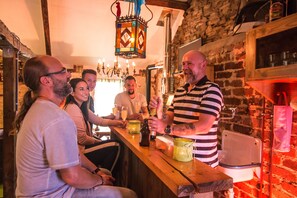 Dining - Charming farmhouse, Eifel, sauna, hiking, motorcycling, dogs, wellness, (Irrhausen)