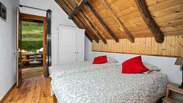 7 soveværelser, weekendseng, gratis Wi-Fi, sengetøj