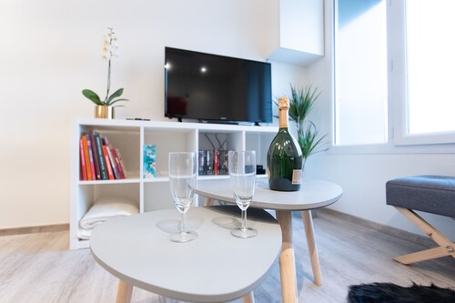 Apartment at the foot of the cathedral